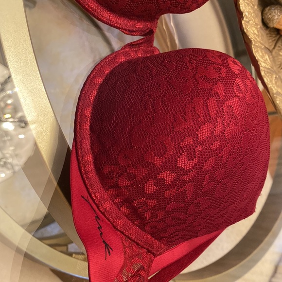 Pink Victoria's Secret leopard bra - Picture 4 of 7